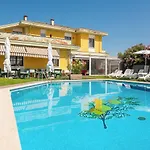 アパートホテル Residenza Panorama コステロマーノ