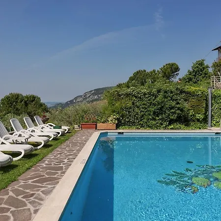 Residenza Panorama 3* Costermano