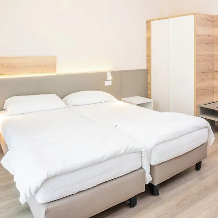 Residenza Panorama Aparthotel Costermano sul Garda
