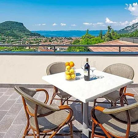 Residenza Panorama 아파트호텔 3*