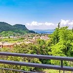 Residenza Panorama 3* Костермано