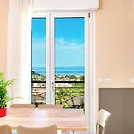 Residenza Panorama Апарт-отель 3*