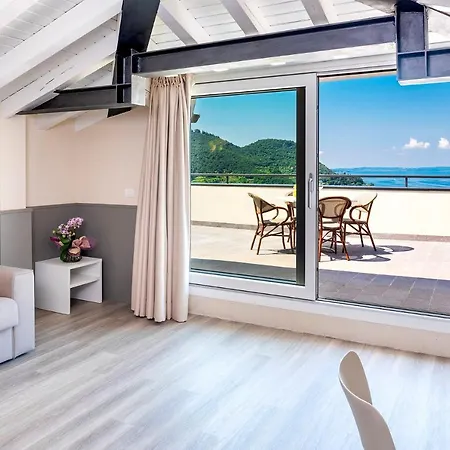 Residenza Panorama 3* 科斯特曼诺