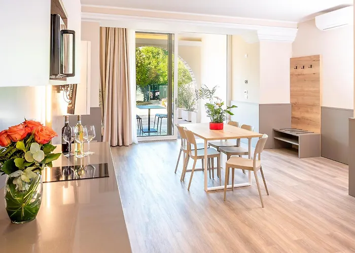 Residenza Panorama Костермано